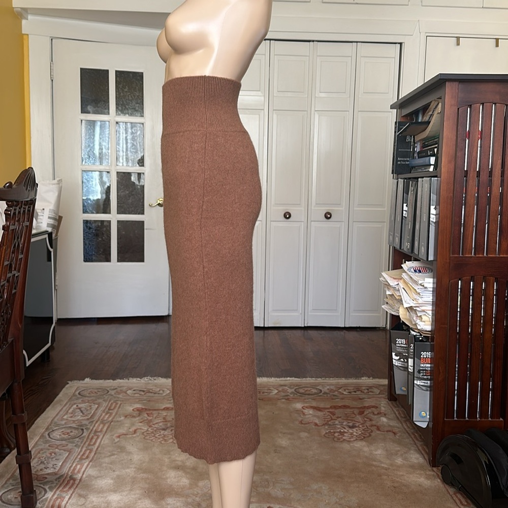 The Reset Perfect Pencil Knit Midi Skirt in Cedar Brown Size S - Picture 6 of 15